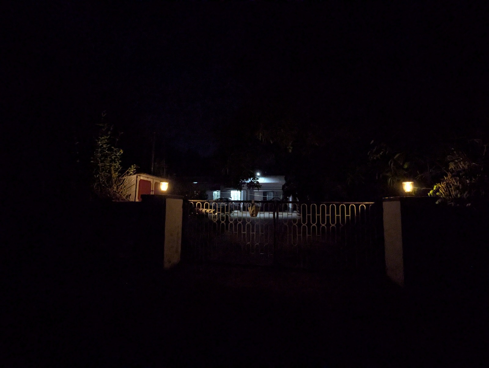 Tapetum Gate Light Volcano Series — real installation photo